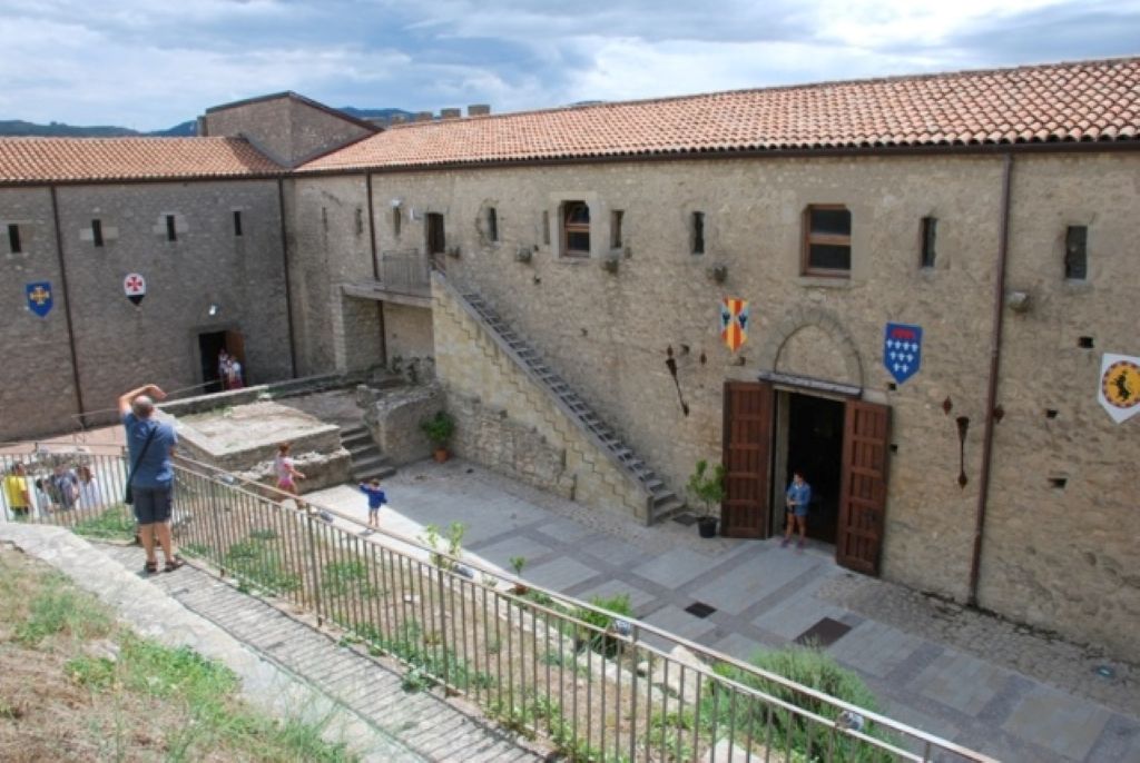 Castello di Montalbano Elicona